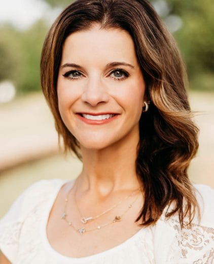 Holly Muzny photo